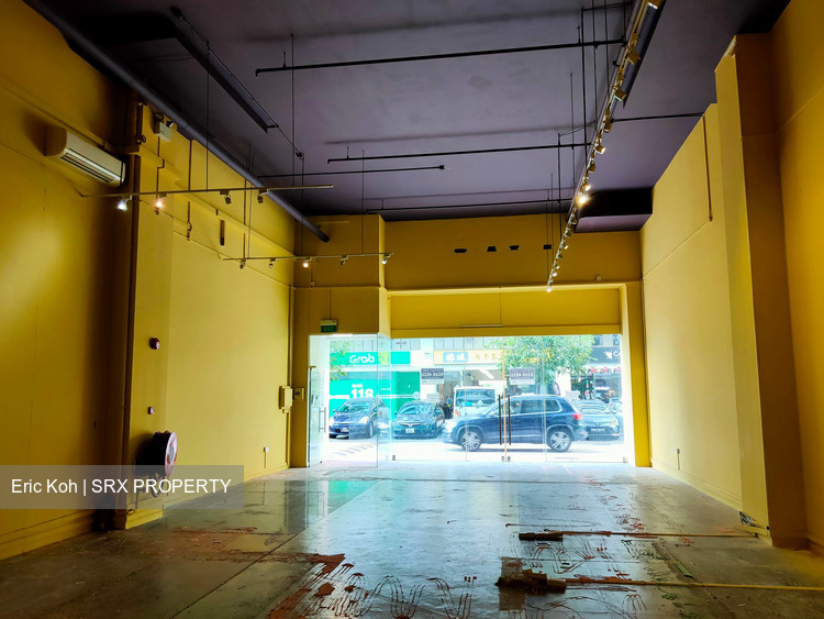 Midview City (D20), Retail #250685551